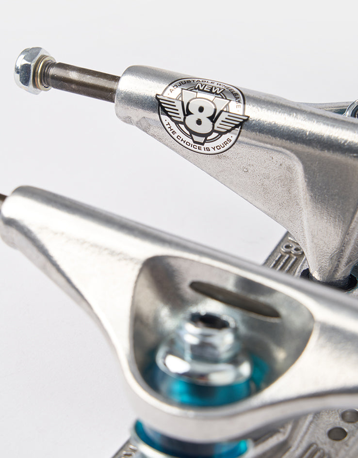 Venture V8 Team Skateboard Trucks (Pair)