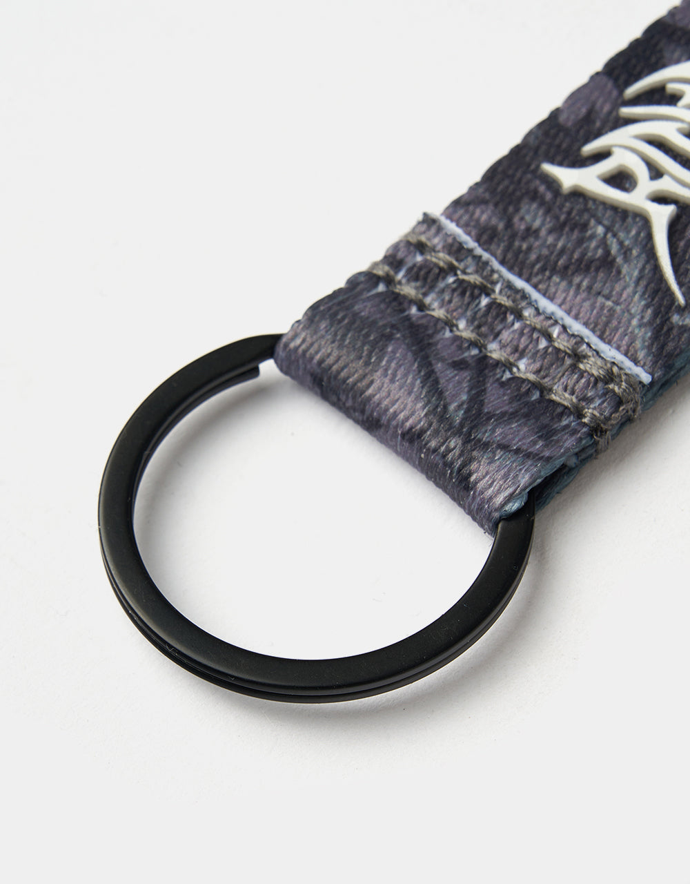 Route One Tree Camo Key Clip - Black