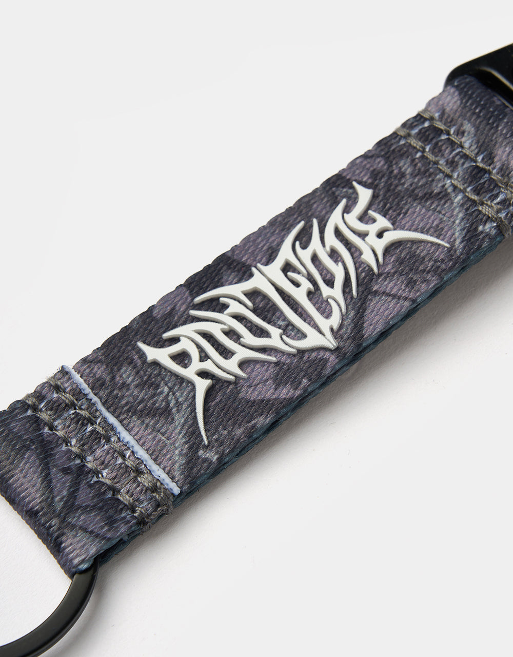 Route One Tree Camo Key Clip - Black
