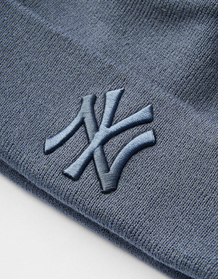 New Era New York Yankees League Essential Beanie - Dark Blue