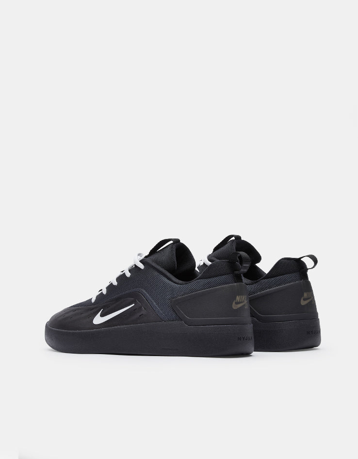 Nike SB Zoom Nyjah 4 Skate Shoes - Black/White-Black-White