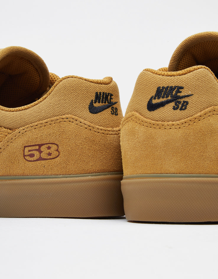 Nike SB Malor TE Skate Shoes - Wheat/Black-Wheat-Gum Light Brown