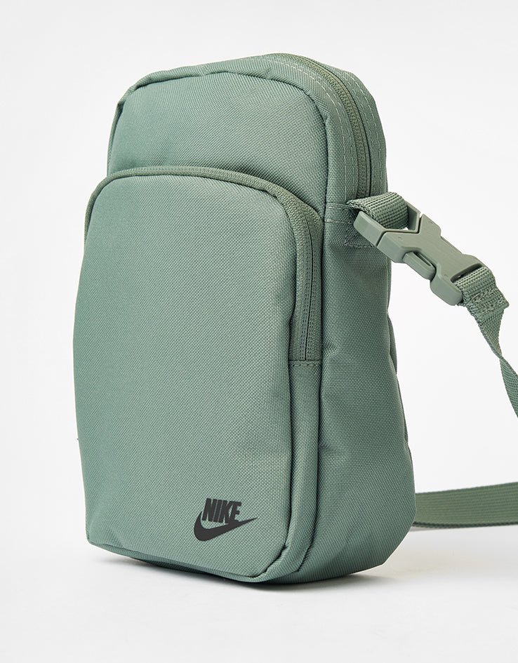 Nike SB Heritage Cross Body Bag SF - Clay Green/Clay Green/Black
