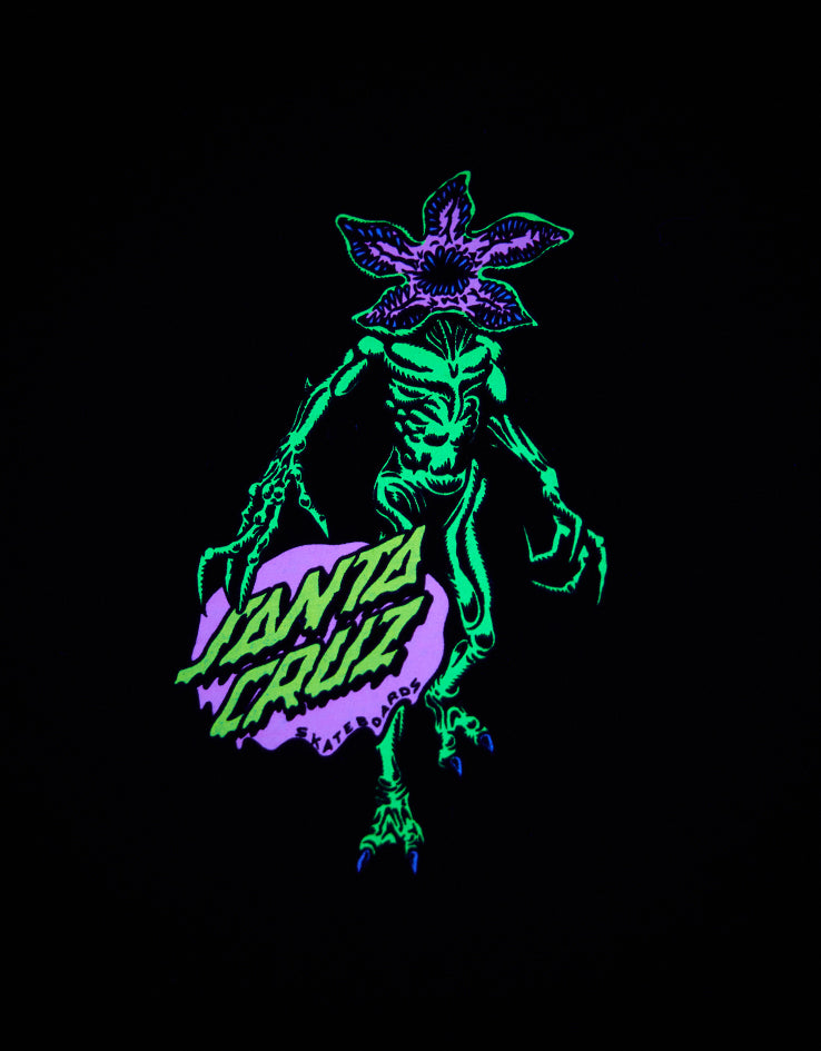Santa Cruz x Stranger Things Demogorgon Dot T-Shirt - Black