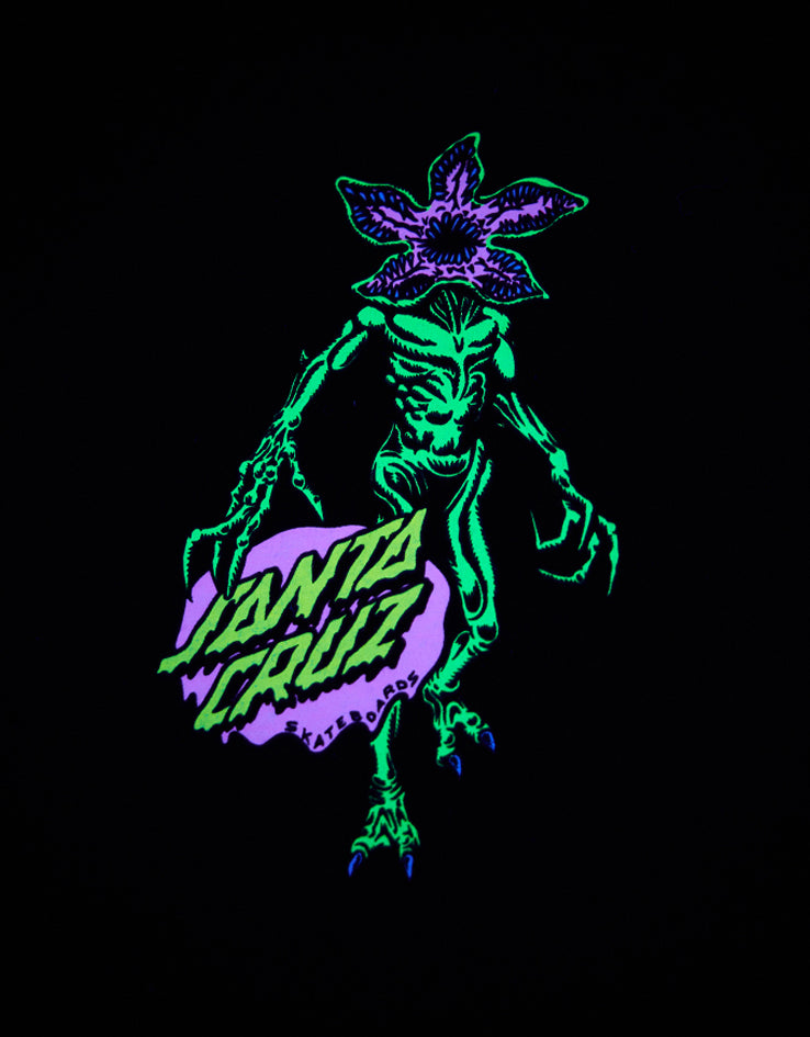 Santa Cruz x Stranger Things Demogorgon Dot T-Shirt - Forest