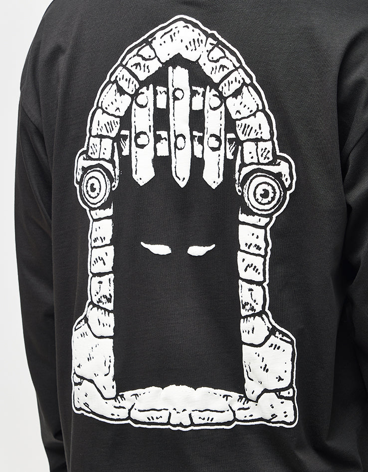 Dungeon Portcullis L/S T-Shirt - Black