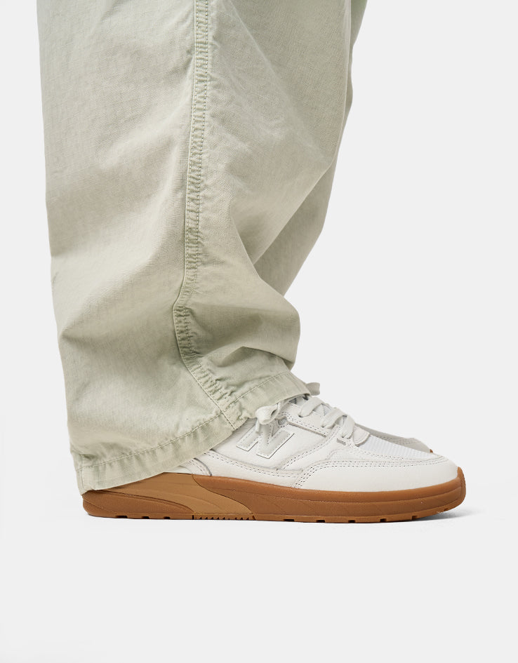 Carhartt WIP Cole Cargo Pant - Dollar Green (Chalk Wash)