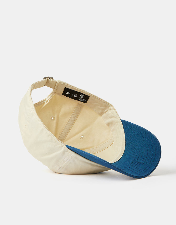 Nike Club Unstructured Futura Wash Cap - Light Khaki/Court Blue/Court Blue