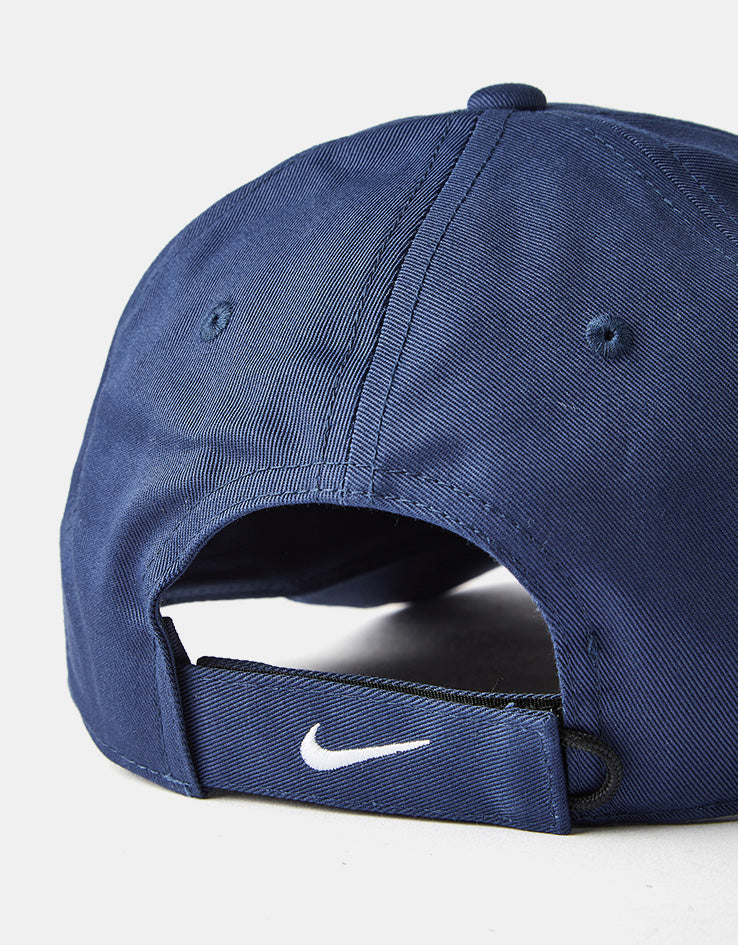 Nike Club OG Flame Snapback Cap - Midnight Navy