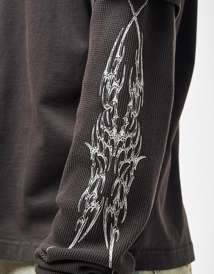 Welcome Caste Layered L/S Knit - Black/Grey