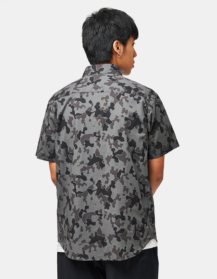 Columbia Rapid Rivers™ Printed S/S Shirt - Charcoal/Midrange Camo