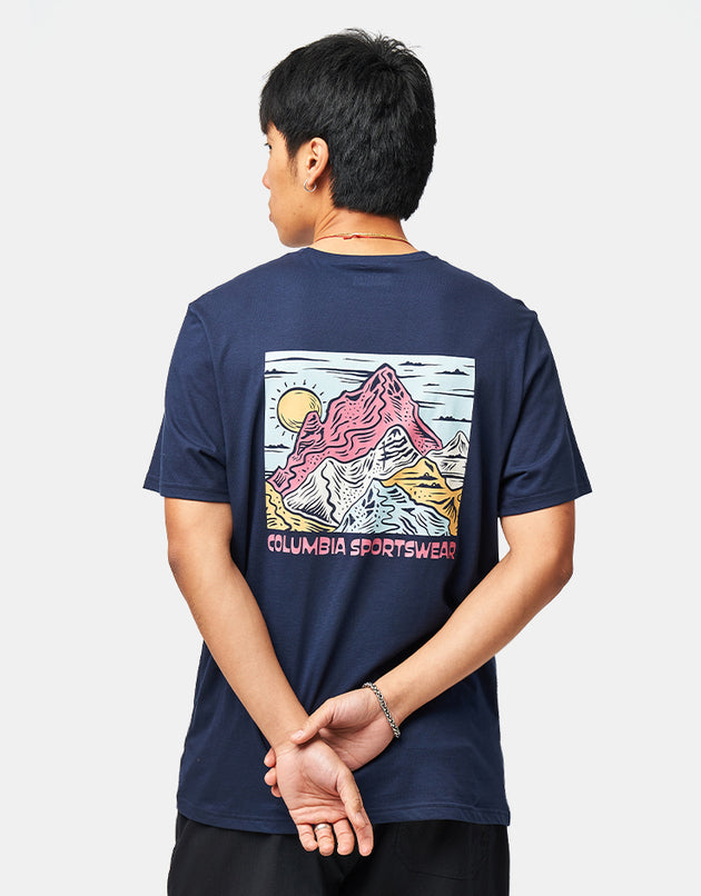 Columbia CSC™ Outdoor Back Graphic T-Shirt - Collegiate Navy/Sunscape