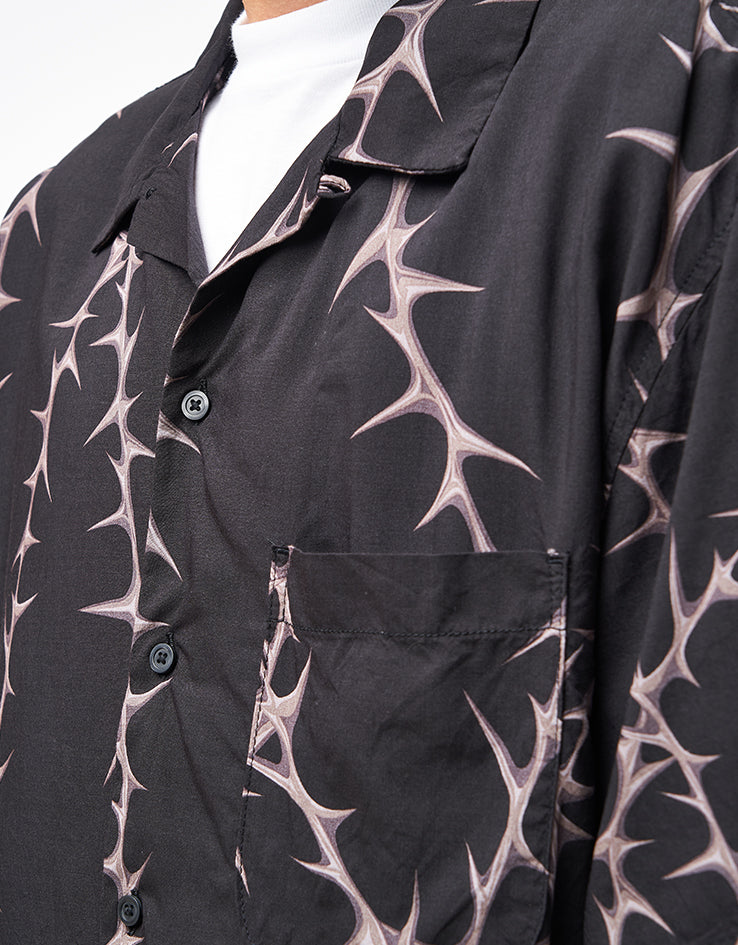 Vans Van Doren Printed Camp S/S Shirt - Black