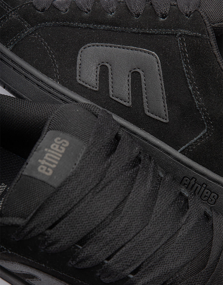 etnies Kingpin 2K Skate Shoes - Black/Black/Black