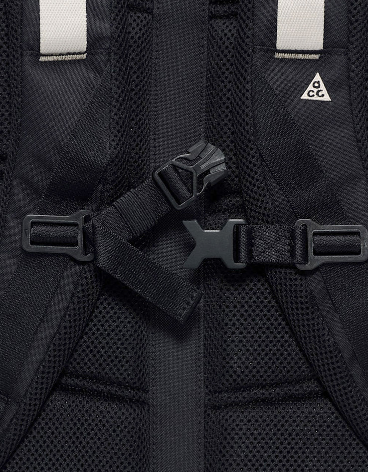 Nike ACG Daymax Backpack - Black/College Grey/College Grey