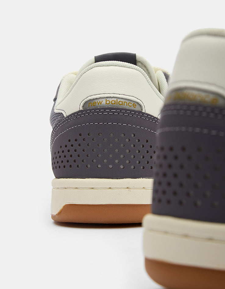 New Balance Numeric 440 Skate Shoes - Grey/Olive
