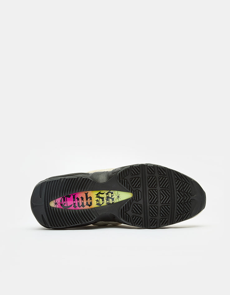 Nike SB 'FC Pack' Air Max 95 Skate Shoes - Sail/Black-Laser Orange