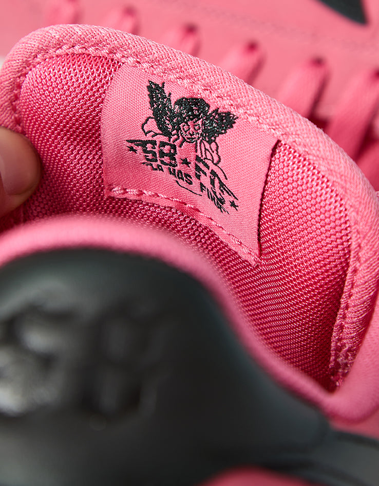 Nike SB 'FC Pack' Zoom Tennis Classic Skate Shoes - Hyper Pink/Black