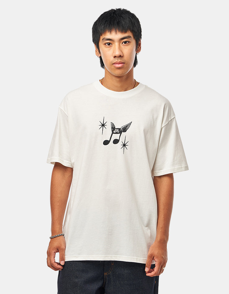 Nike SB 'FC Pack' T-Shirt - Sail