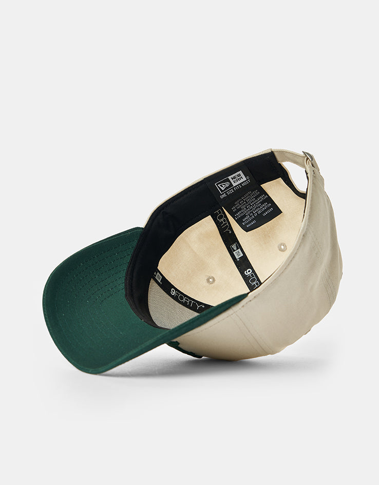 New Era Oakland A-s Colour Block 9FORTY® Strapback Cap - Light Cream/Dark Green