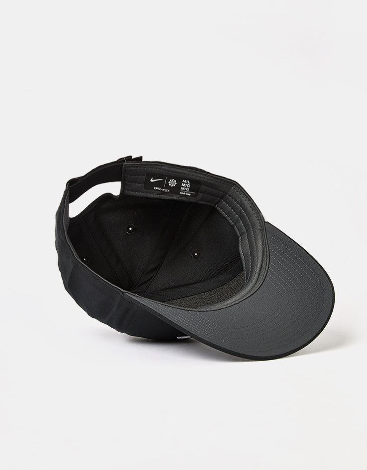 Nike Dri-Fit Club Structured Swoosh Cap - Black/White
