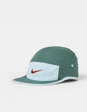 Nike Dri-Fit Fly Cap - Mineral Slate/Hydrogen Blue/Team Crimson