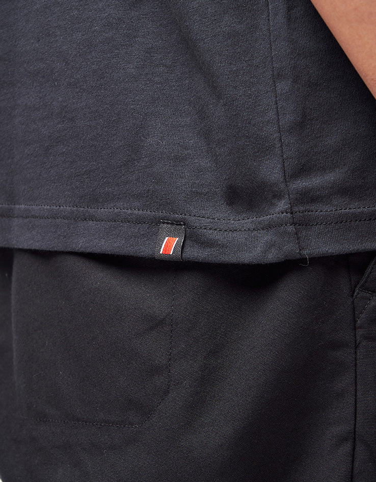 Berghaus Kara-Su Badge T-Shirt - Jet Black