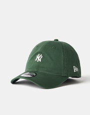 New Era New York Yankees Mini Logo 9TWENTY® Strapback Cap - Green