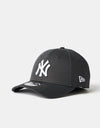 New Era New York Yankees League Essential 9FORTY® Strapback Cap - Charcoal