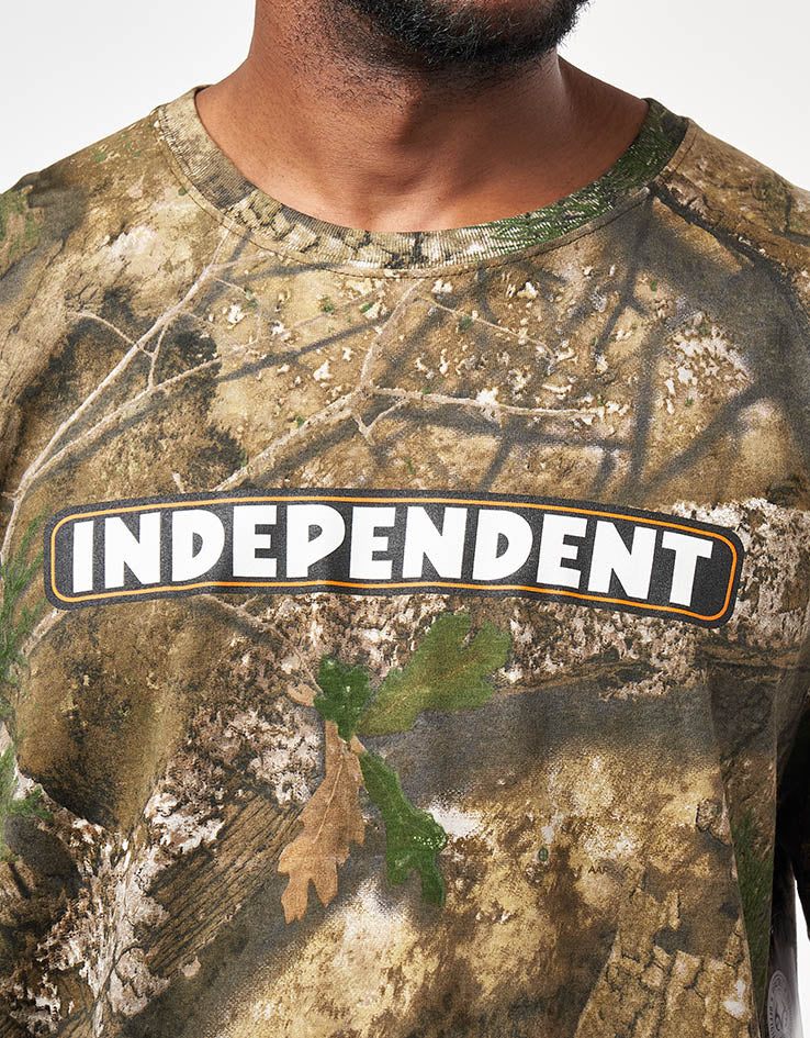 Independent Bar Logo T-Shirt - Realtree APX