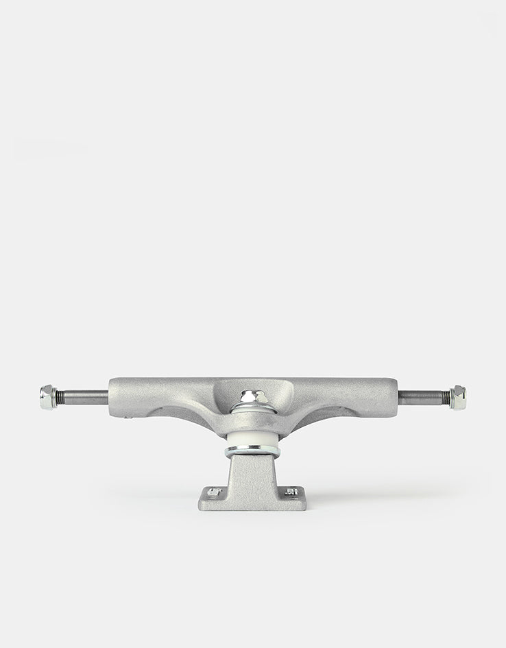 Slappy ST1 Classic 8 Hole Baseplate Skateboard Trucks (Pair)