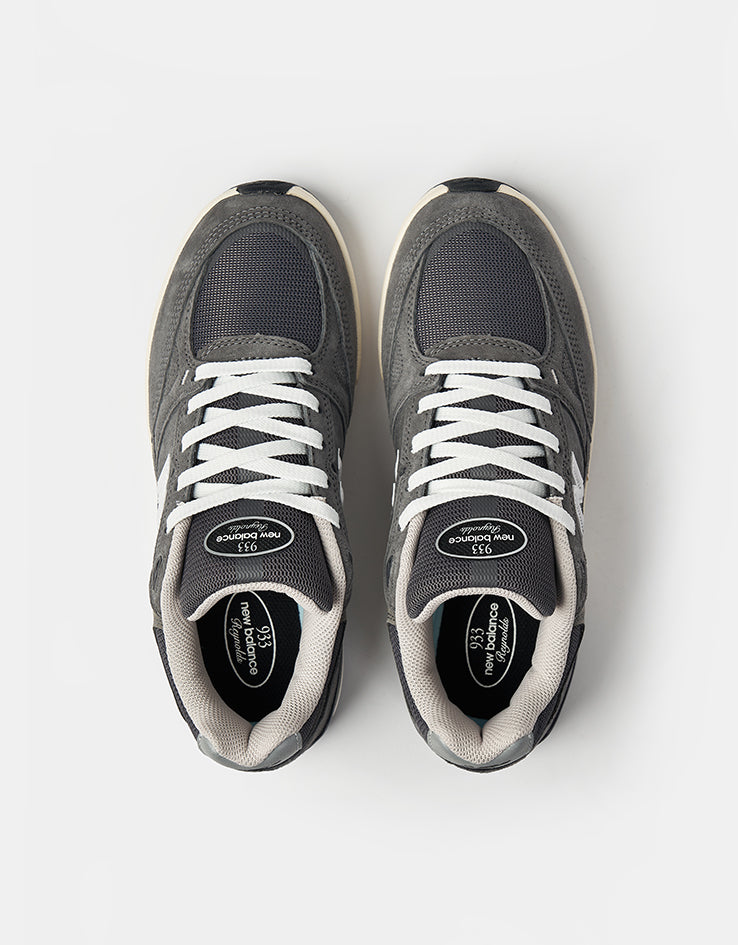 New Balance Numeric 933 Andrew Reynolds Skate Shoes - Dark Grey/White