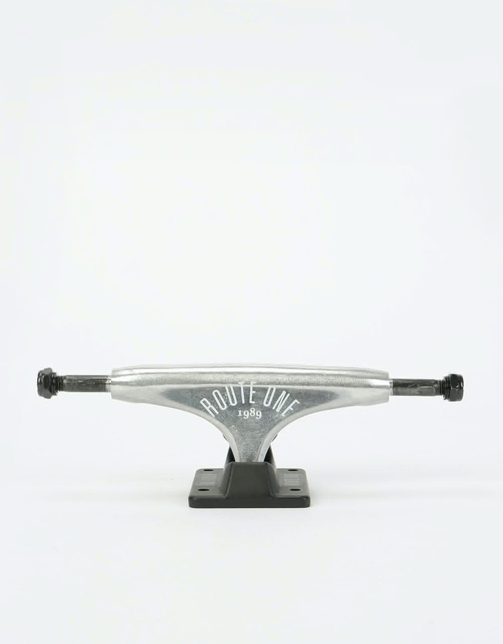 Route One Arch Logo 5.0 Low Team Trucks